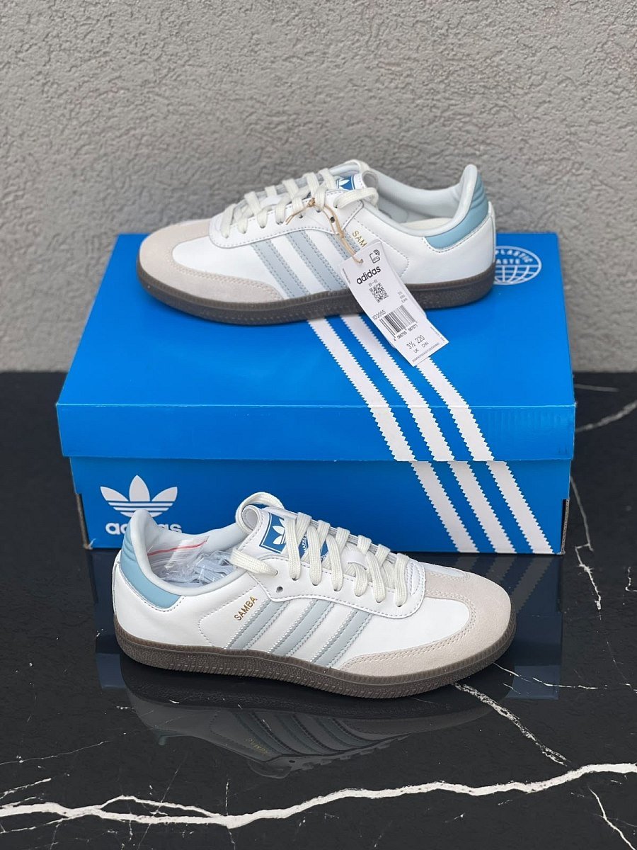 Adidas Core White/ Hali Blue/ Gum — 3