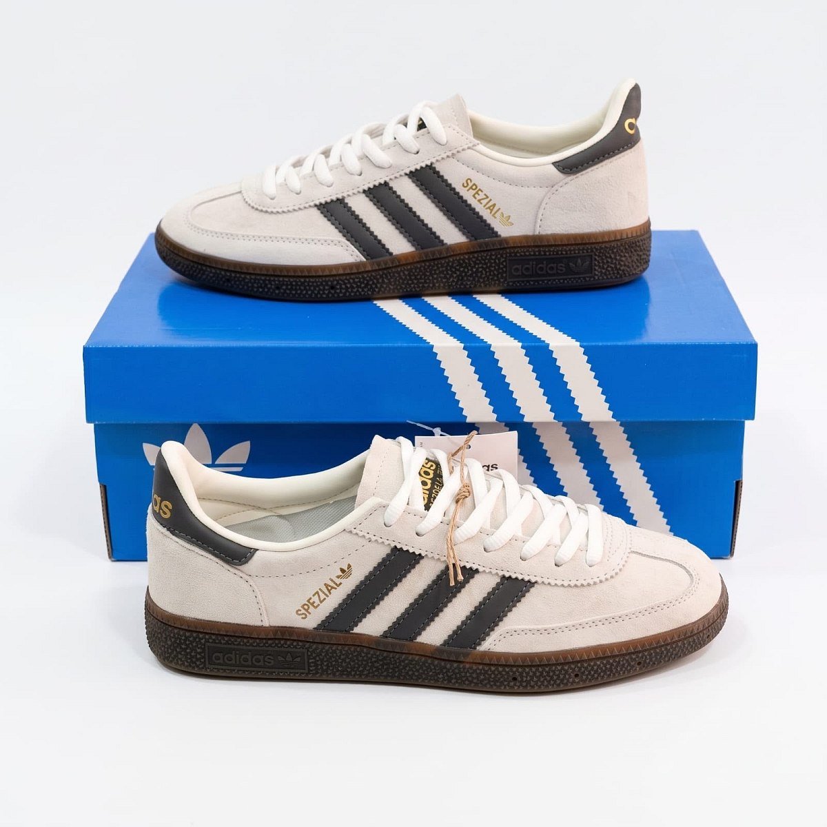 Adidas Spezial White/black/gum — 1