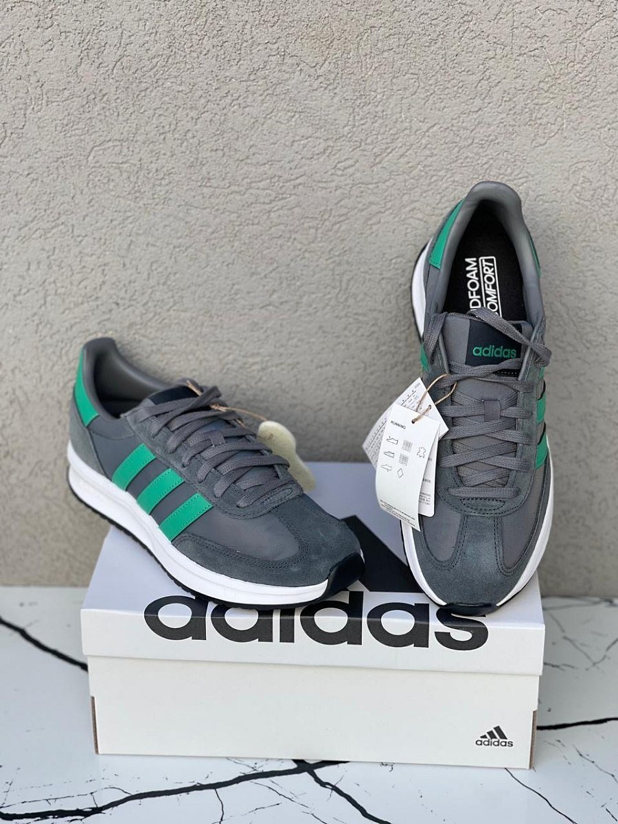 Adidas Sportwear RUN — 2