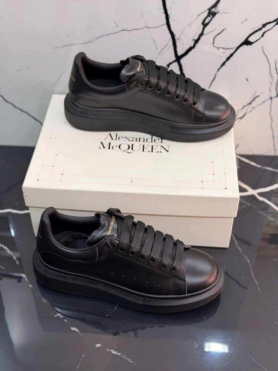 Alexander Mcqueen All Black — 3