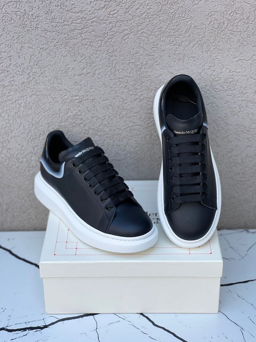 Alexander Mcqueen Black/white — 3