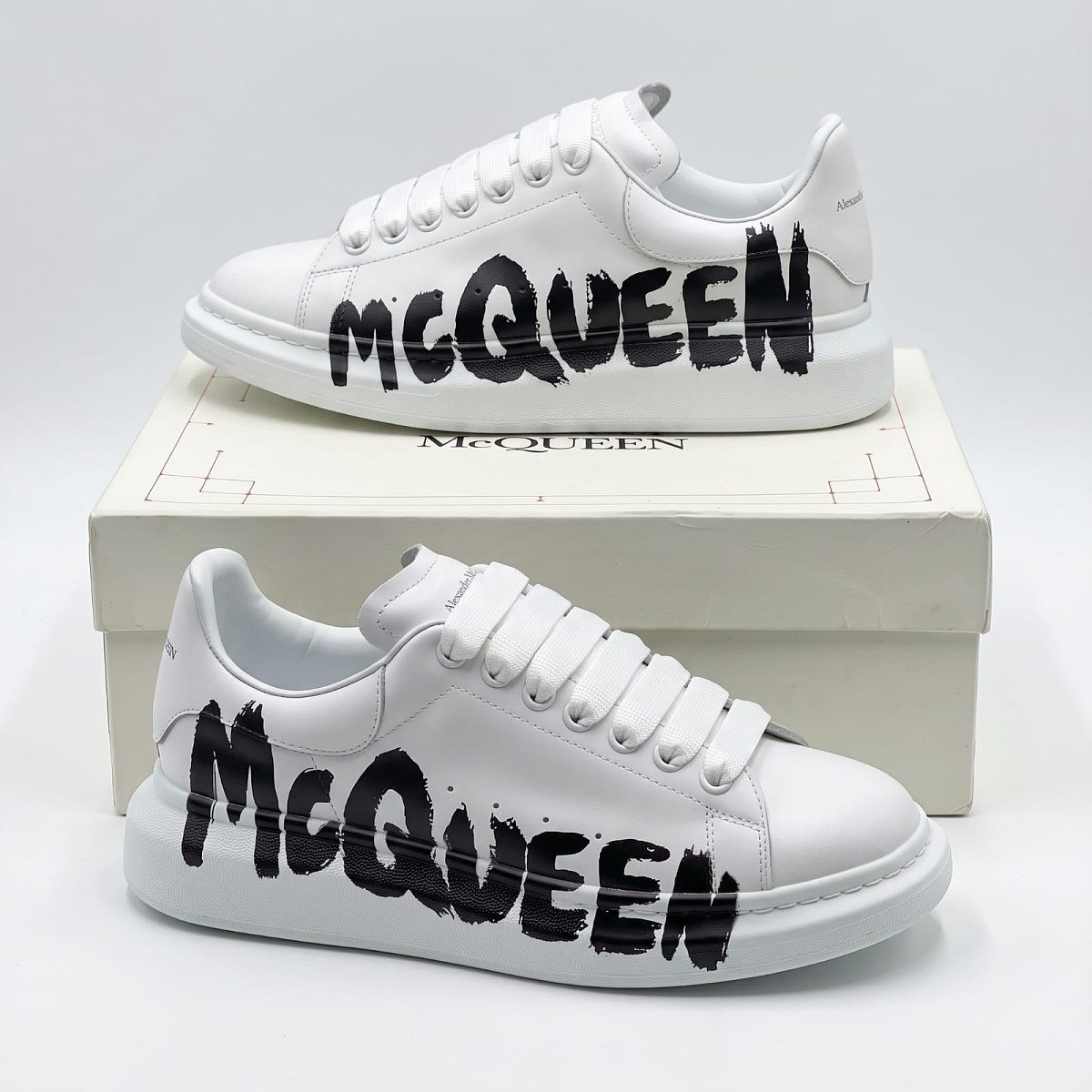 Alexander Mcqueen White Graffiti Black — 1