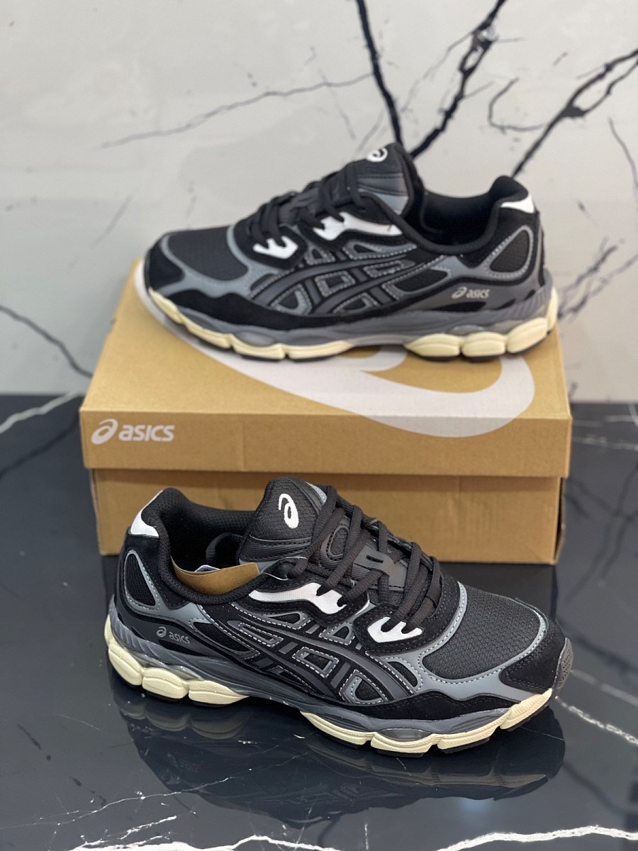 Asic Gel NYC Black — 2