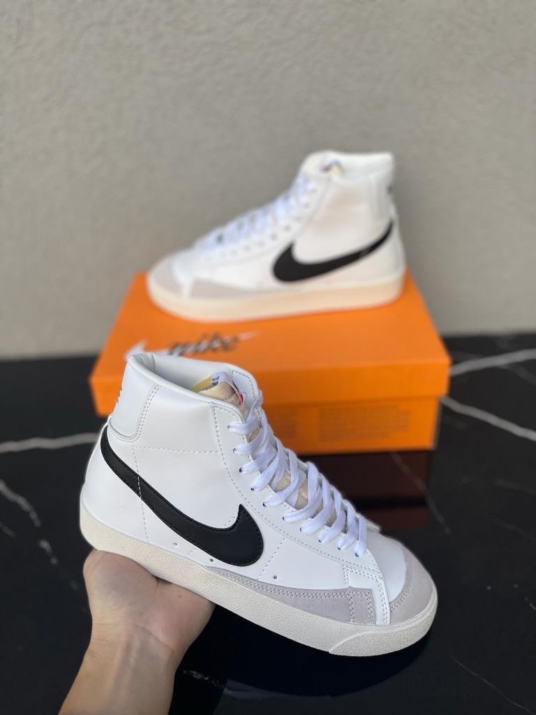 Blazer/ Uptempo Blazer Mid 77 Vintage — 2