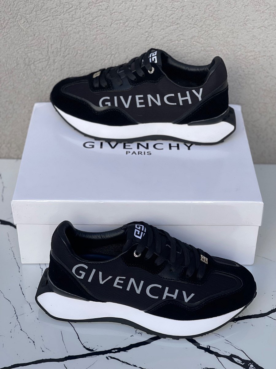 Givenchy GIV Black/white — 3