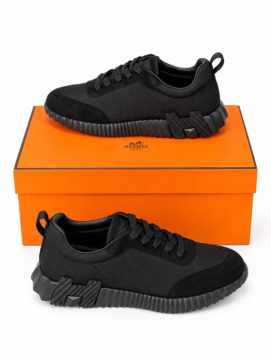 Hermes Triple Black — 1