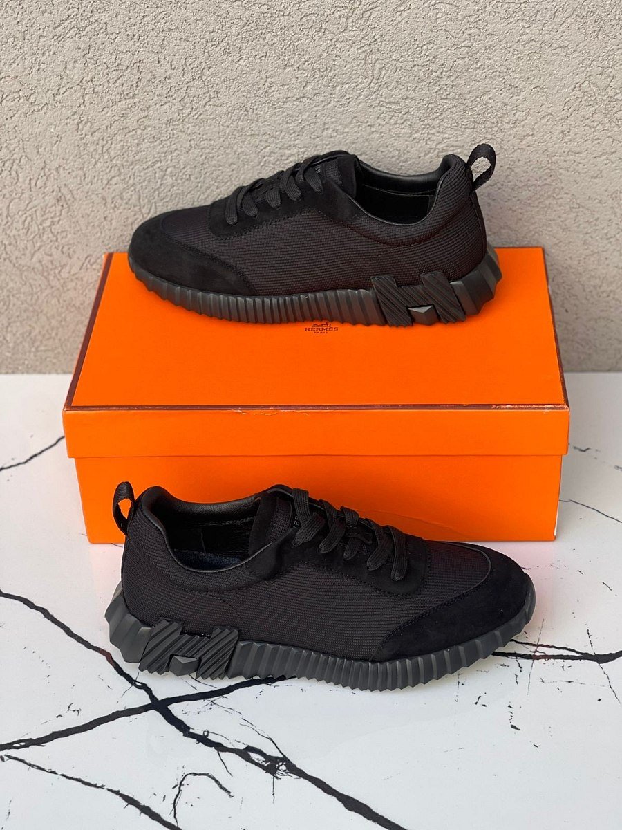 Hermes Triple Black — 3