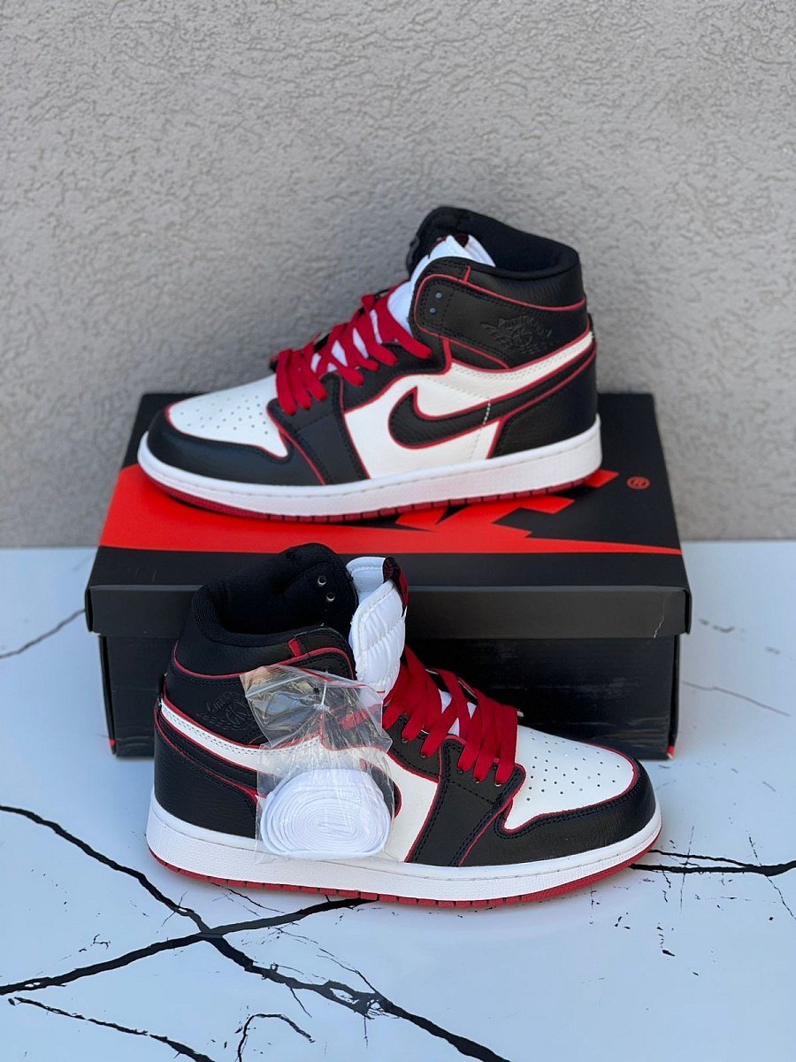 Jordan 1 Bloodline/Meant To FLY — 3