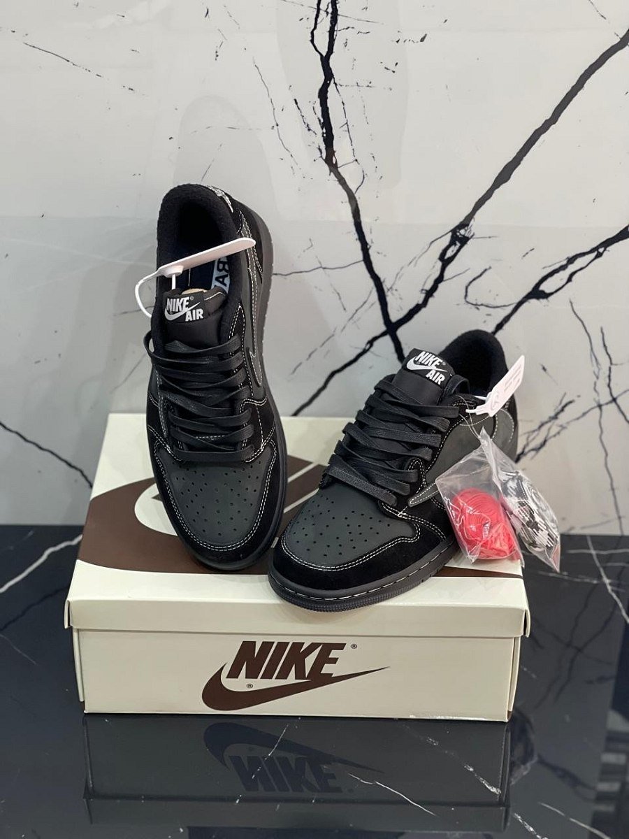 Jordan 1 Travis Scott Black Phantom — 2