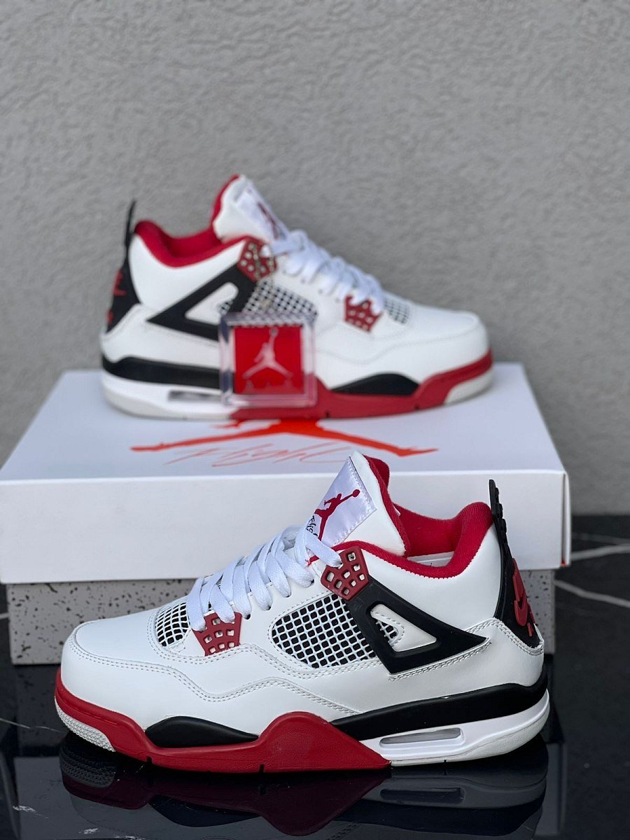 Jordan 4 Fire Red — 3