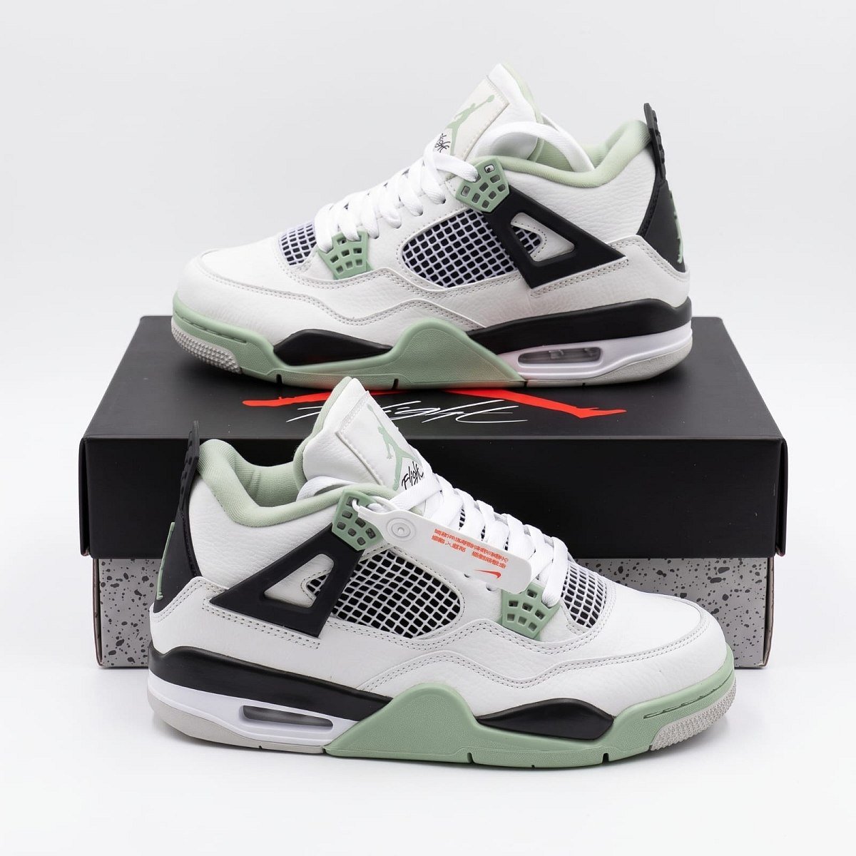 Jordan 4 Retro Seafoam — 1