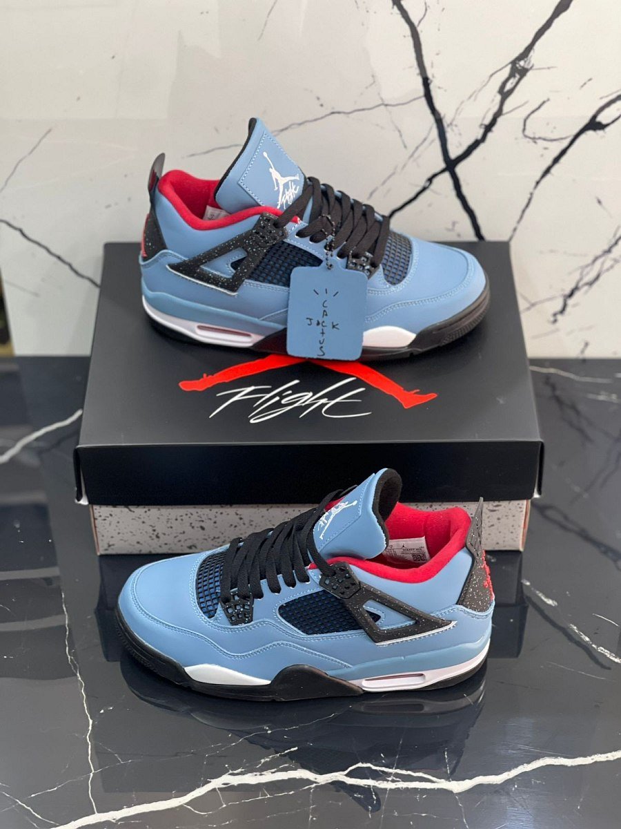 Jordan 4 Travis Scott — 3