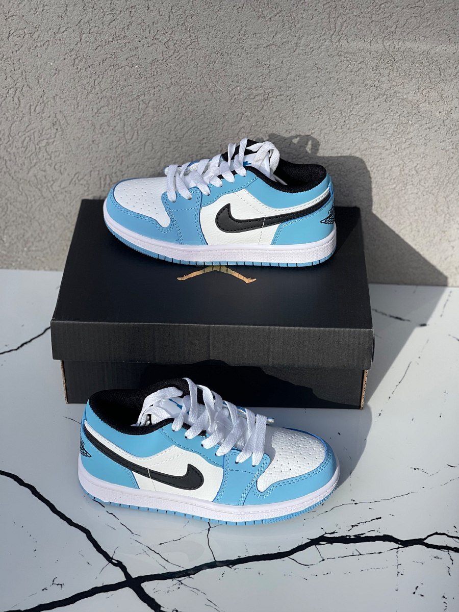 KIDS Jordan 1 — 3