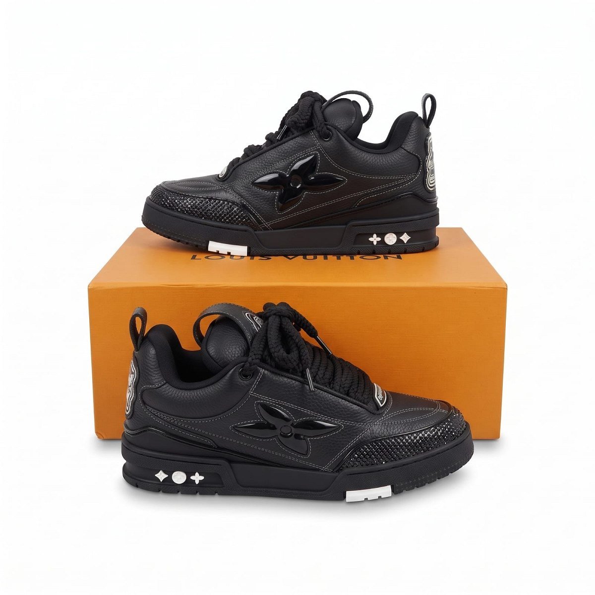 Louis Vuitton Leather Triple Black — 1