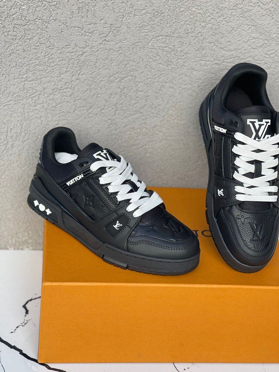 Louis Vuitton Trainer Mongram — 2