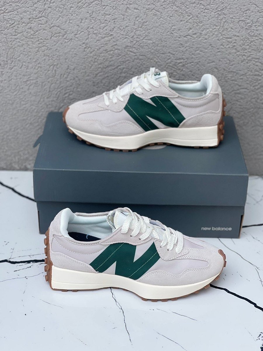 New Balance 327 — 3