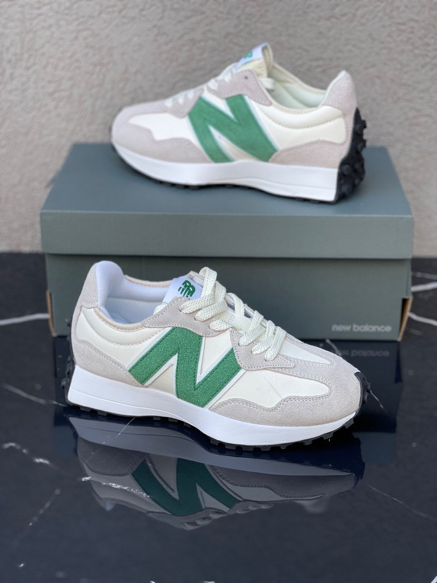 New Balance 327 — 3