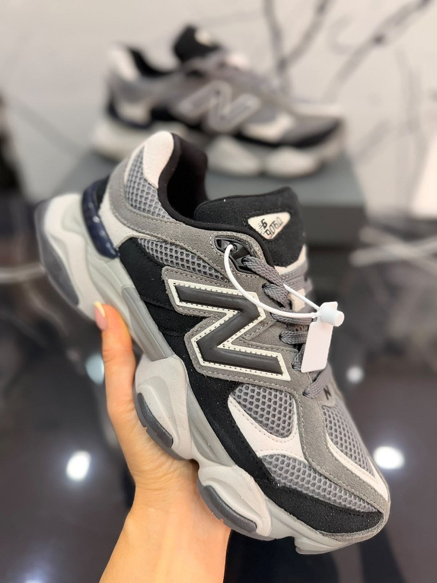 New Balance 9060 Black/Castlerock — 2