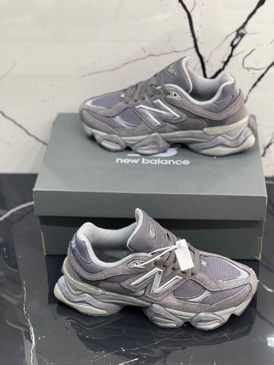 New Balance 9060 Magnet — 2