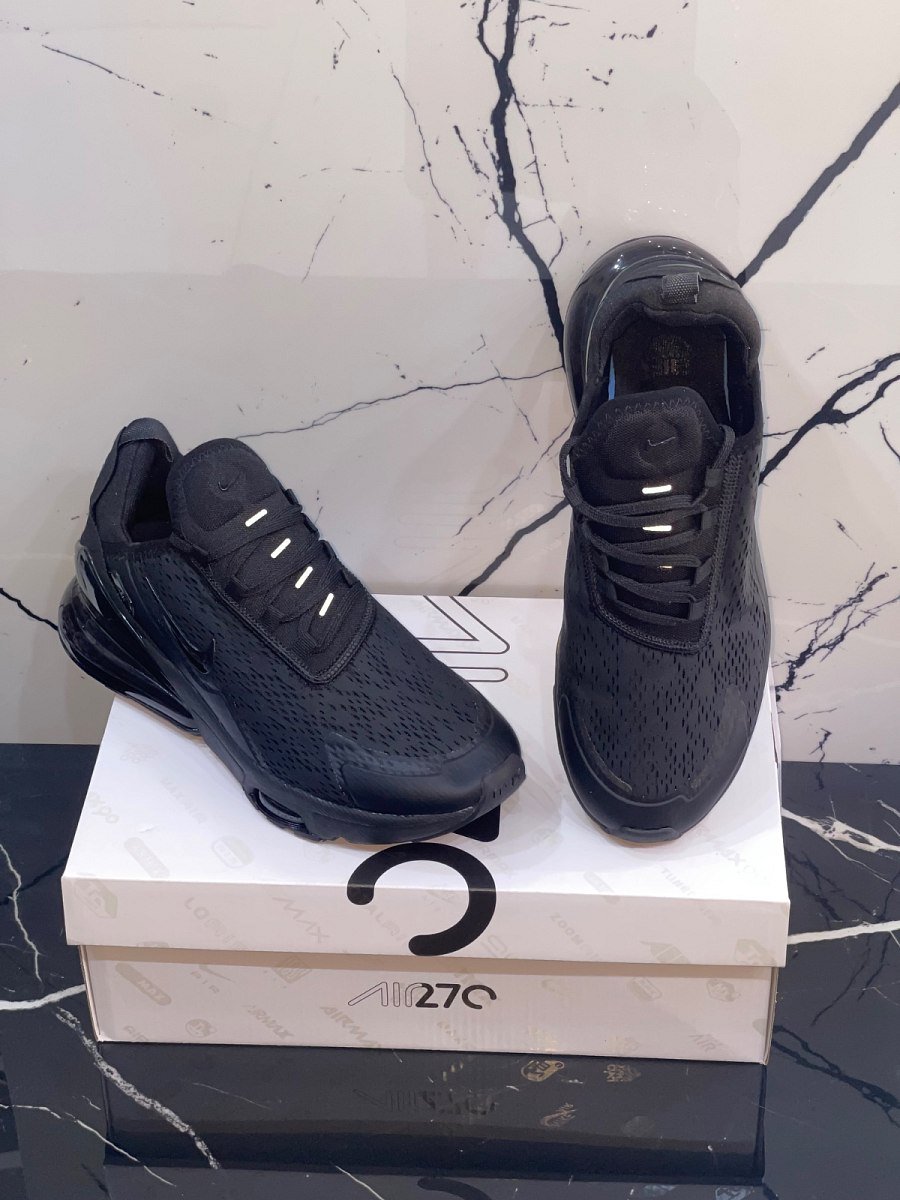 Nike Air Max 270 Triple Black — 2