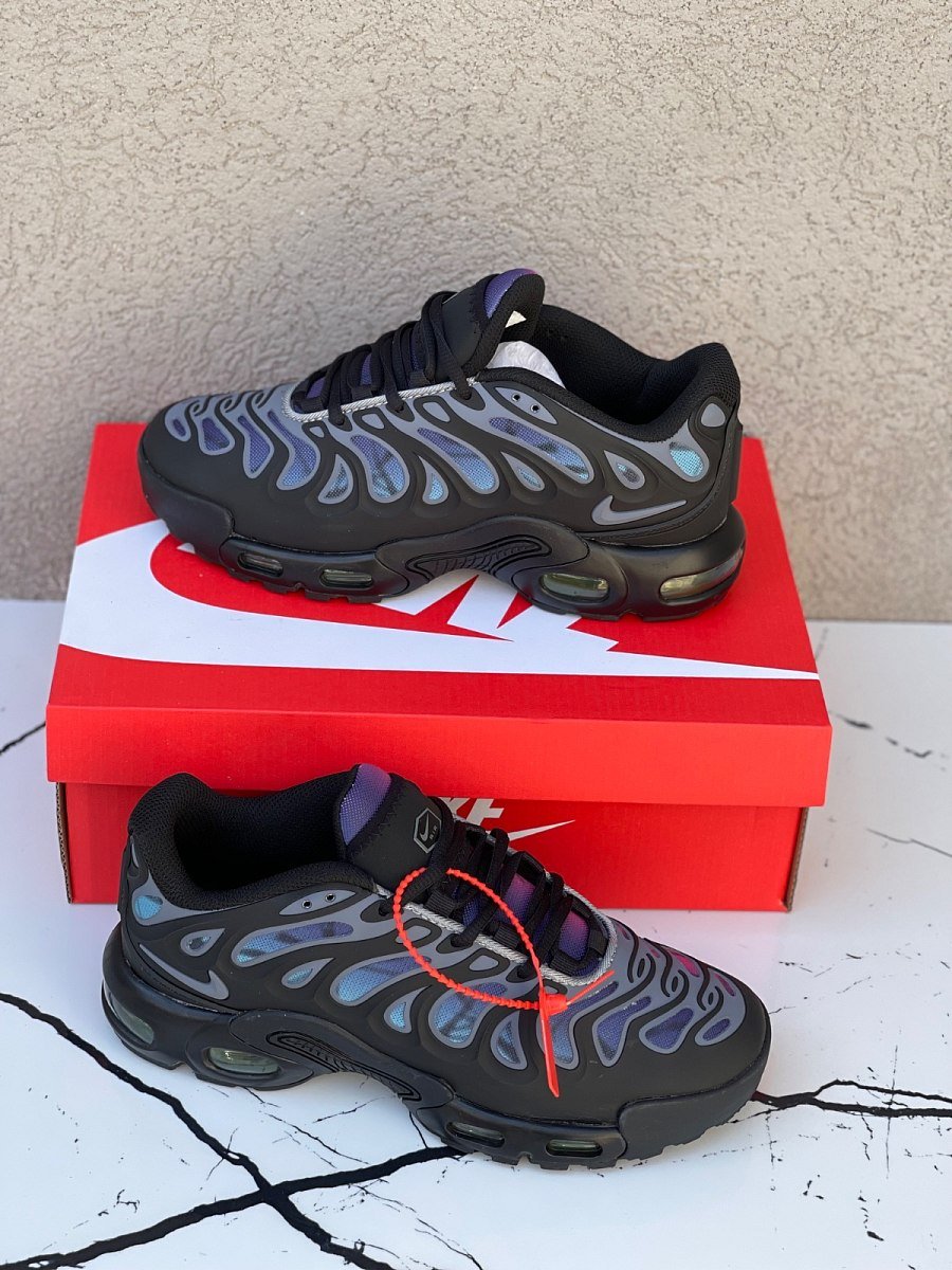 Nike Air Max Plus Drift — 2