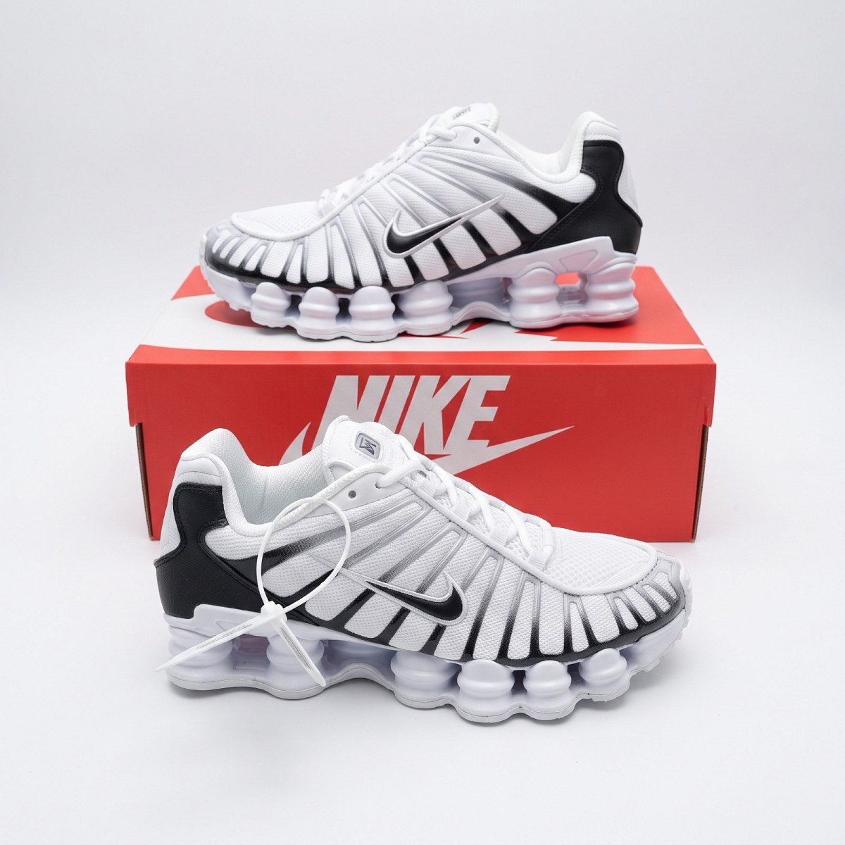 Nike Air Max Shox TL White/Black Mtlc — 1