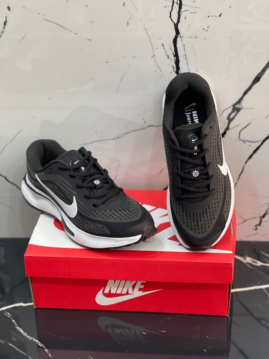 Nike Nike Journey — 2