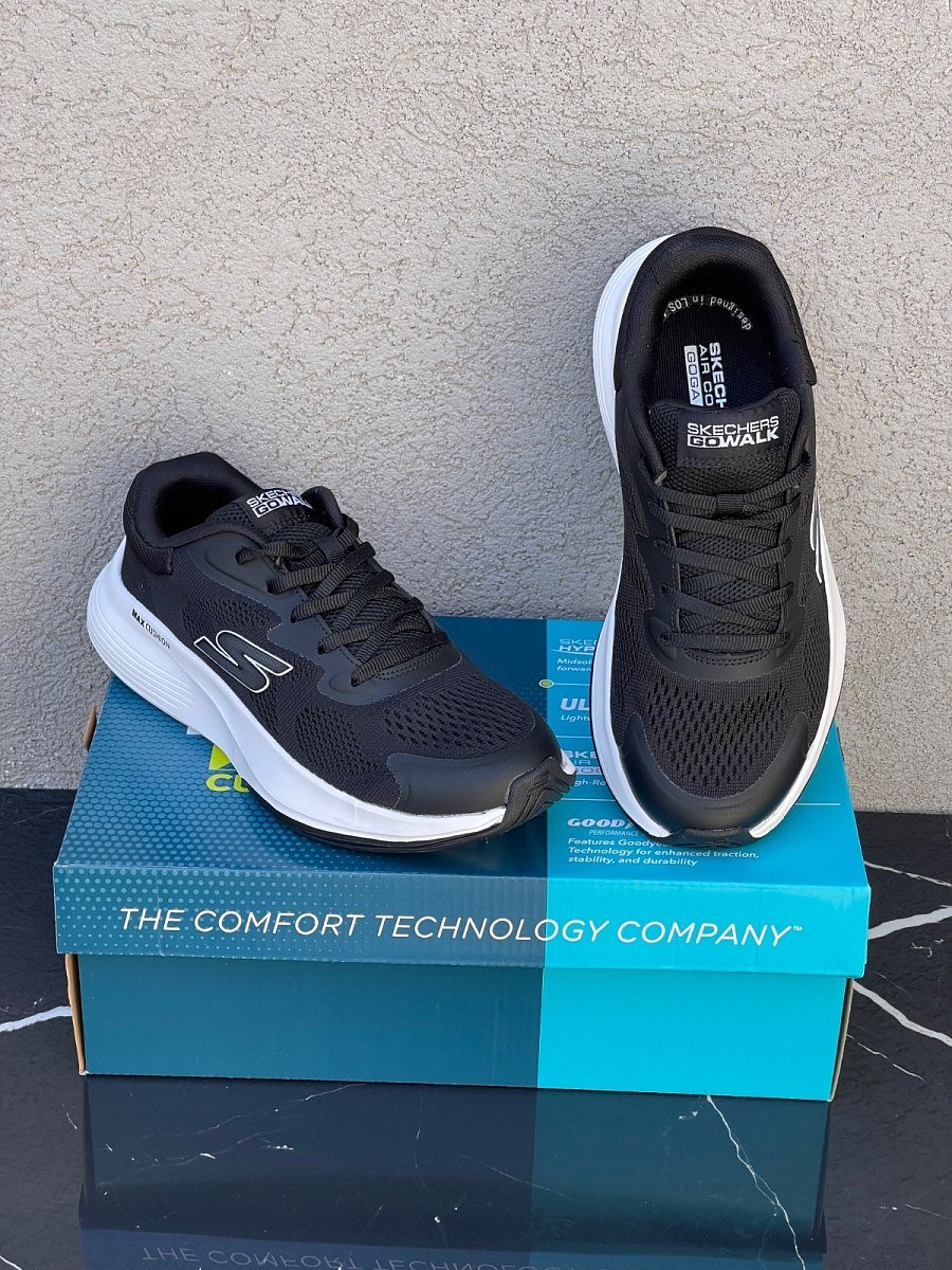 Skechers Black/white — 2