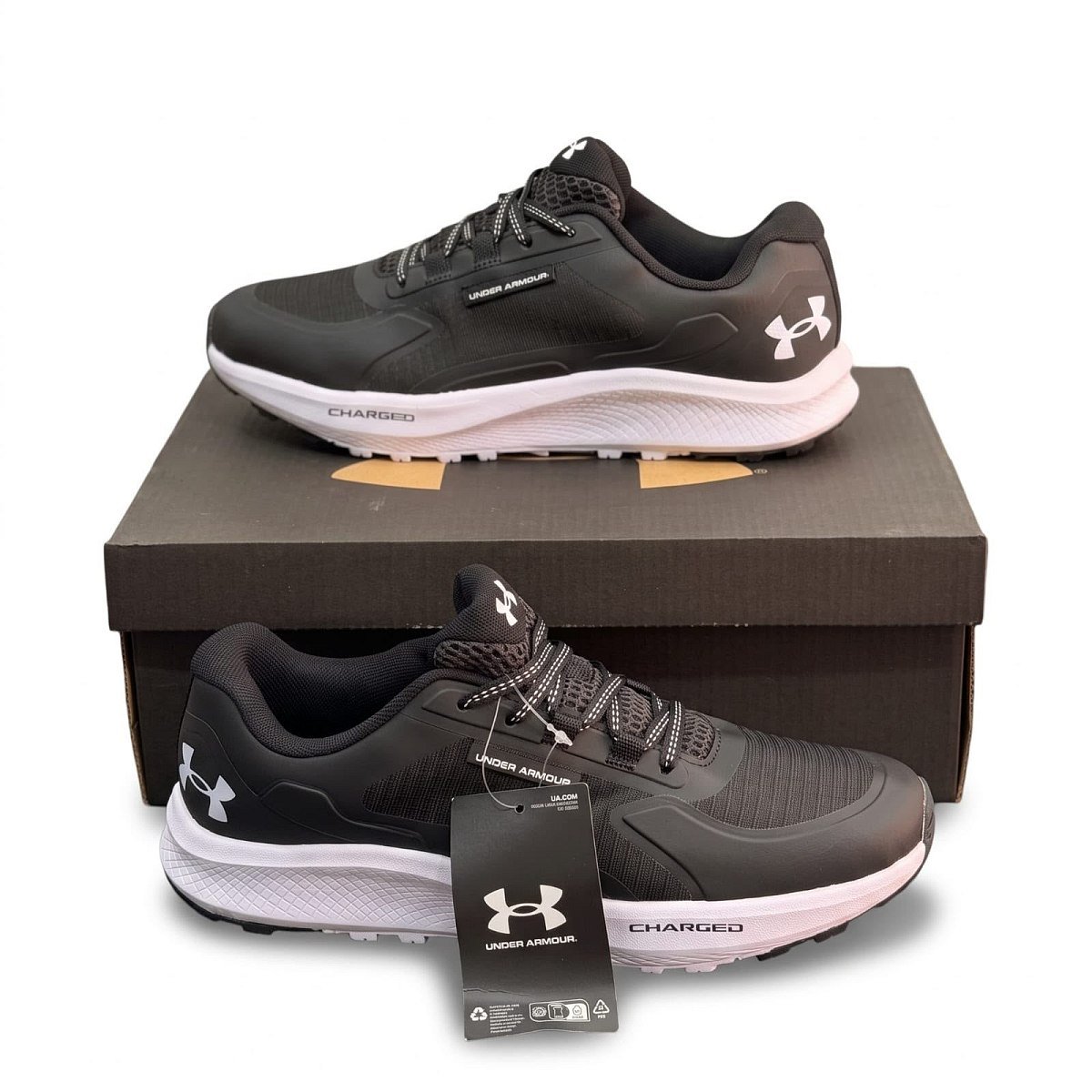 Under Armour Black/ white — 1
