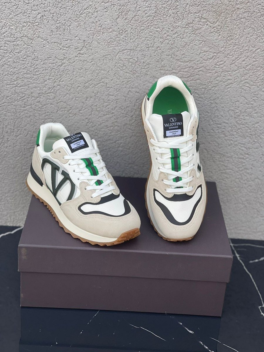 Valentino Garavani Vlogo Pace — 2