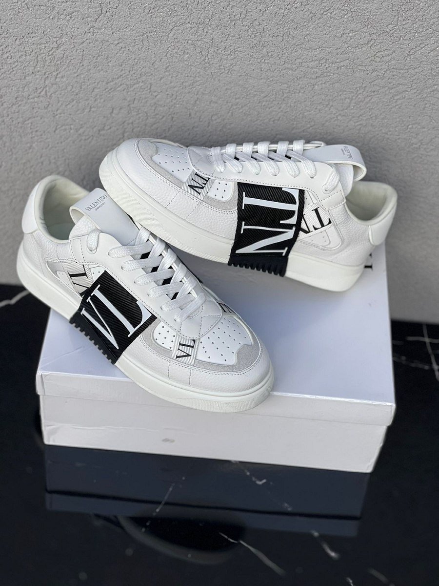 Valentino Valentino Garavani — 3