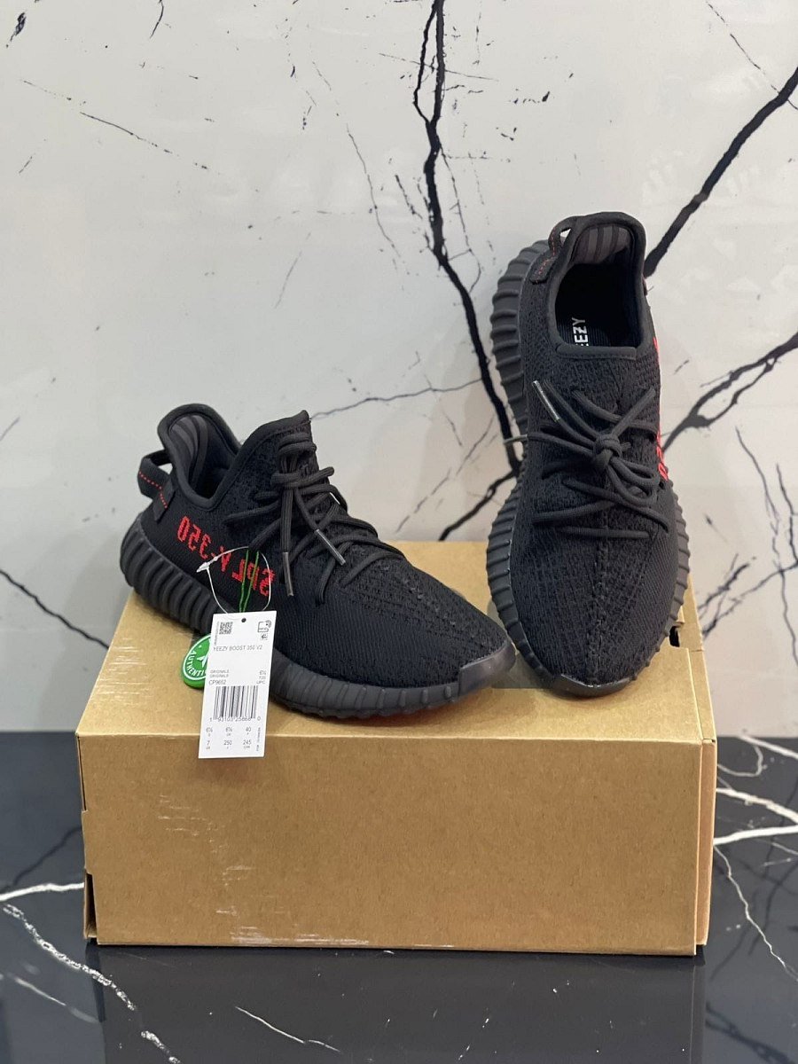 Yezzy Boost 350 V2 Core Black Red — 2