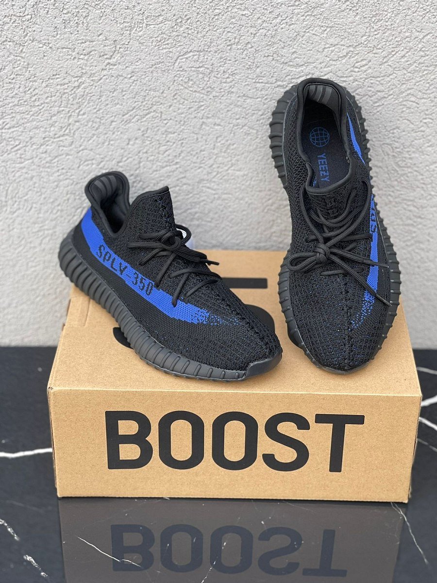 Yezzy Boost 350 V2 Dazzling Blue — 2