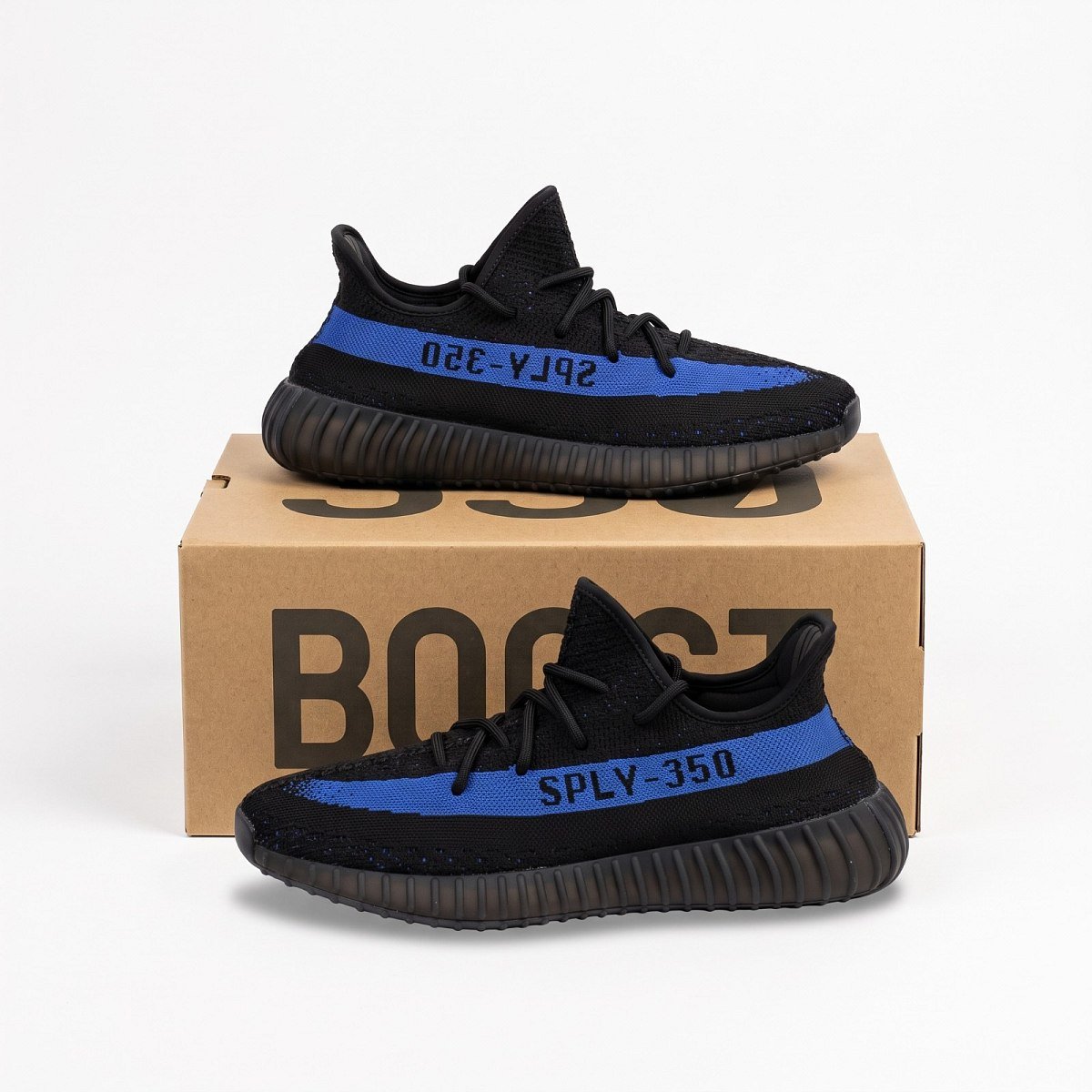Yezzy Boost 350 V2 Dazzling Blue — 1