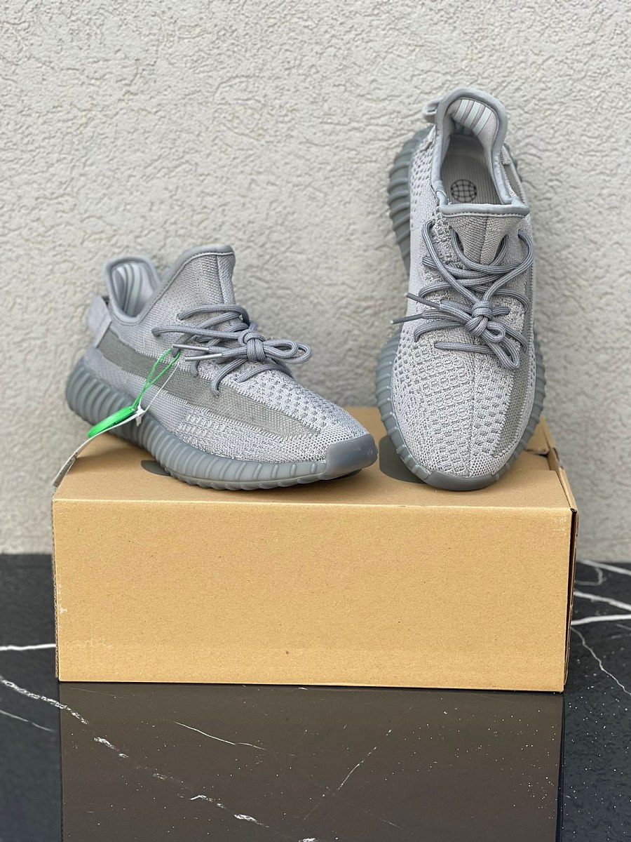 Yezzy Boost 350 V2 Steel Grey — 2