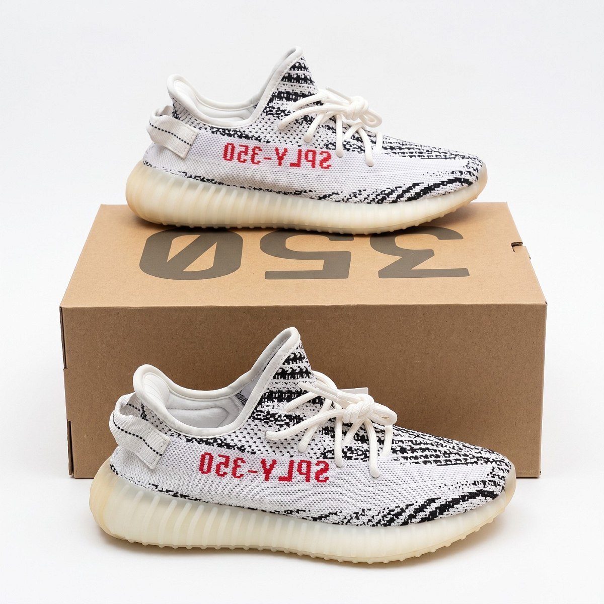 Yezzy Boost 350 Zebra — 1