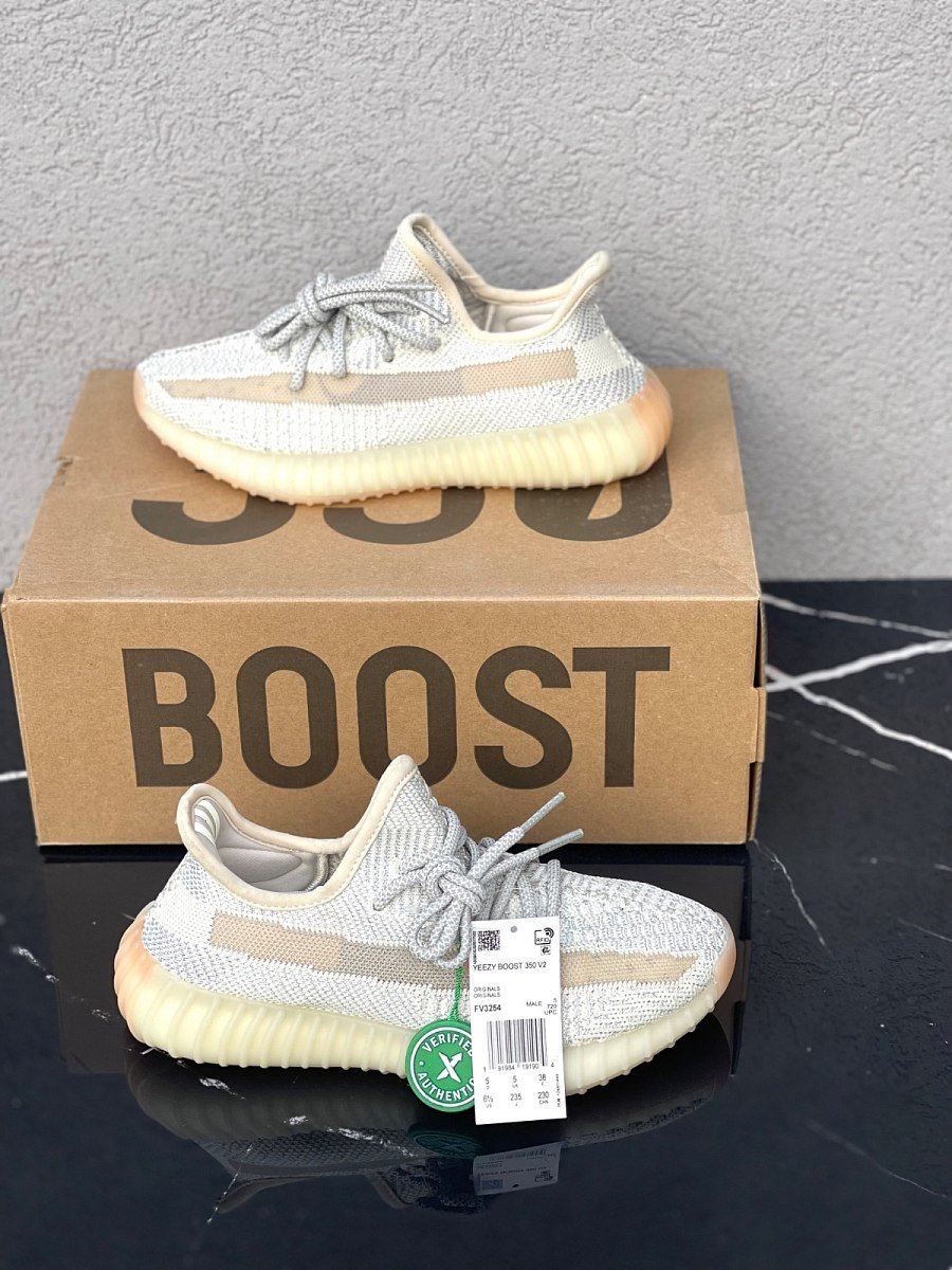 Yezzy Boost 350 V2 Lundmark — 3